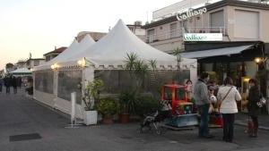 Una delle verande esterne del bar Galliano in Passeggiata