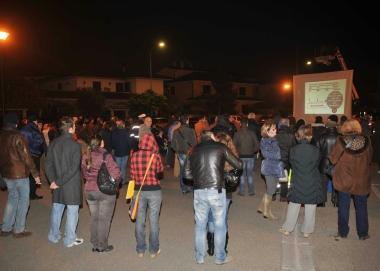  CASTELFRANCO. Il palasport di Castelfranco non ce l'ha fatta a contenere tutti coloro ...