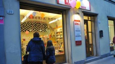 L’esterno della Libreria Roma