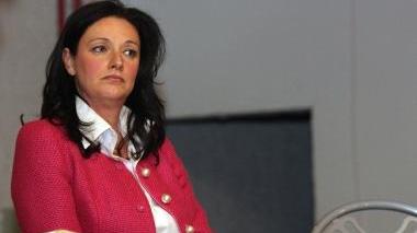 Il sindaco di Cantagallo Ilaria Bugetti. A sin. l’assessore Paolieri