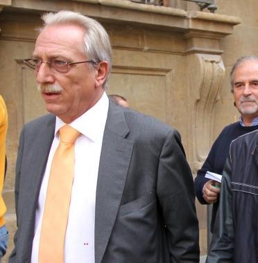 Lavvocato Alessandro Giuliani difensore dellimputato accusato di circonvenzione di incapace 