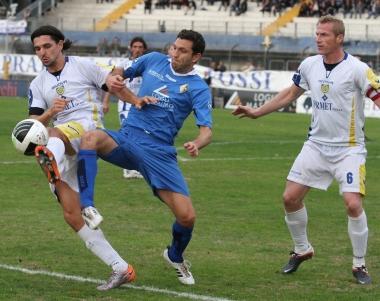 Vieri nel match contro la Carrarese 