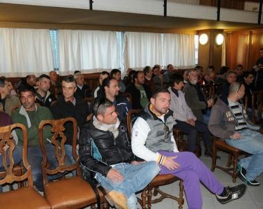 <b>IN CONSIGLIO.</b> I dipendenti dello stabilimento del Casone 