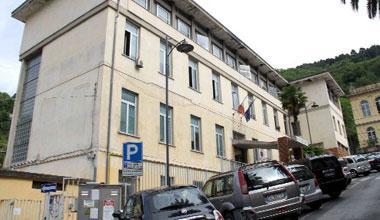 Clandestino senza permesso bloccato a un passo dall'altare