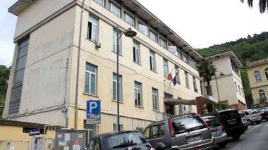 Clandestino senza permesso bloccato a un passo dall'altare