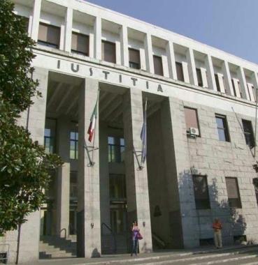 Il tribunale     