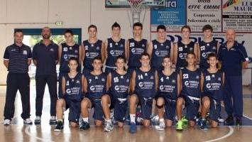 La formazione dell’under 15 del Basket Cecina