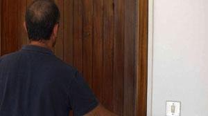 Alle 4 del mattino suona il campanello sbagliato, denunciato