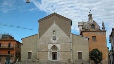 <b>PIAZZA </b>del duomo a Orbetello