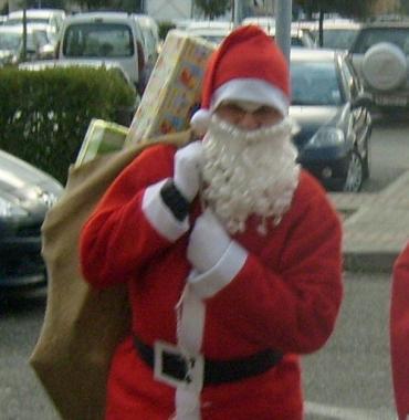 Un Babbo Natale con i doni 
