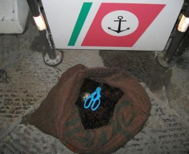 <b>ABUSIVI.</b> I ricci sequestrati dalla Capitaneria di porto      