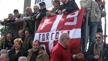 Il tifo amaranto al Brunner