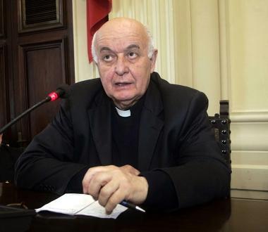 Il vescovo monsignor Giovanni De Vivo 
