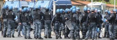 <b>ORDINE PUBBLICO. </b>In arrivo 150 uomini aggiuntivi oltre agli agenti livornesi. I pullman degli ospiti scortati da Verona da Digos e steward 
