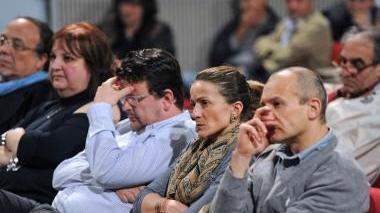 Un’assemblea degli operai ex Radicifil e, sotto un’altra del comitato contro l’insediamento della Repower