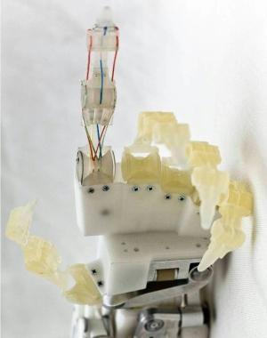 Una mano robotica 