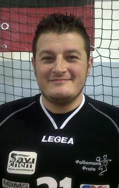 Il giocatore Luca Moro della Pallamano Prato  
