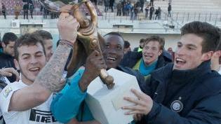 <b>CAMPIONI IN CARICA.</b> L’Inter festeggia la vittoria dell’edizione 2011