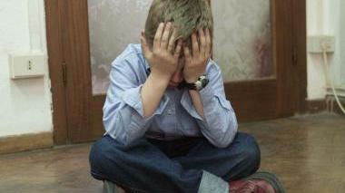 Un bambino vittima di molestie e il tribunale