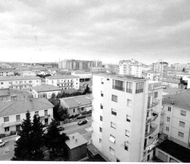 Panoramica di case a Cecina 