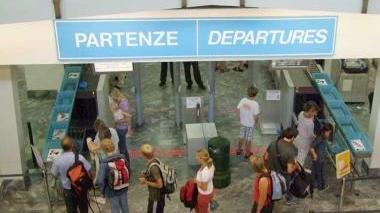 Le partenze dell’aeroporto Galilei di Pisa