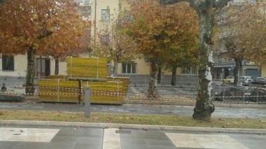 Materiali nella piazza