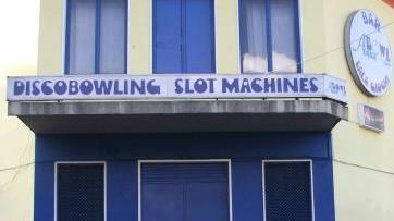 La sede del bowling di Viareggio riaperta da ieri al pubblico