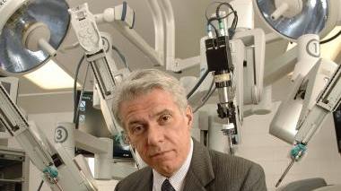 <b>PIONIERE </b>Il professor Pier Cristoforo Giulianotti
