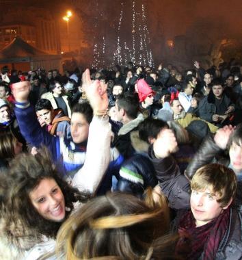 Il brindisi in piazza Mazzini &egrave; confermato  