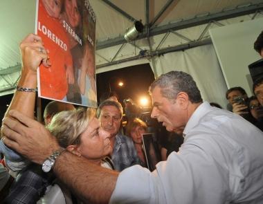 <b>FACCIA A FACCIA.</b> Mauro Moretti, ad di Fs con Daniela Rombi alla festa del Pd di Genova   