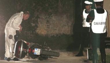 Davanti al gup il ventenne che un anno fa uccise il padre a coltellate
