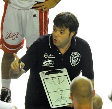 Il coach Roberto Russo (Vip)      