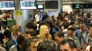Passeggeri all’aeroporto Galilei