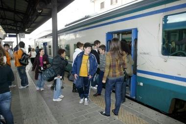Pendolari alla stazione di Empoli 