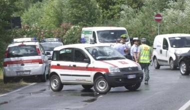 In fin di vita dopo lo scontro, le fanno la multa