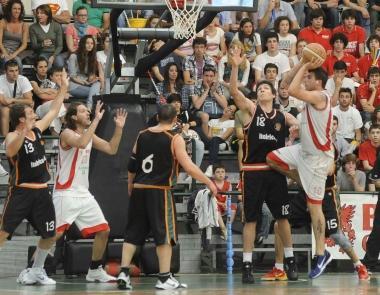 Basket. È derby al PalaAustria Alle 21 appuntamento con Livorno