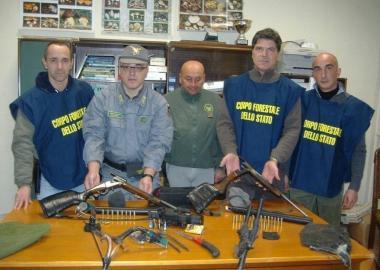 Gli agenti del Corpo forestale che hanno bloccato i bracconieri 