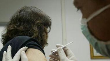 Una vaccinazione alla Asl (archivio)