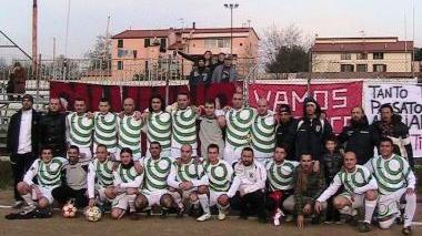 <b>CAPOLISTA.</b> La squadra dell’Atletico Salviano