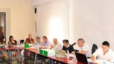 Una seduta del consiglio comunale di S. Vincenzo