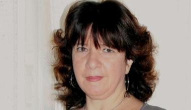 Ritrova la madre dopo 48 anni e lo racconta in un libro