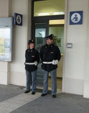 <b>POLFER.</b> Due agenti 