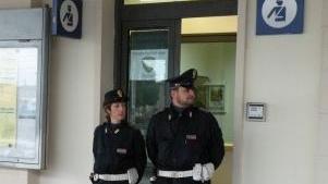 <b>POLFER.</b> Due agenti