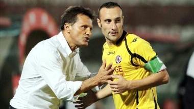 <b>PRONTI.</b> Novellino con Luci; sotto Meola