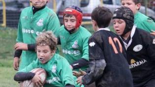 Un’azione di gioco nella partita di sabato scorso sul campo Denti con ospiti i ragazzi di Scandicci
