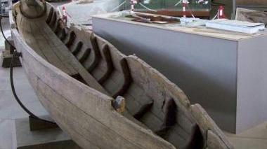 Una delle navi antiche ritrovate a Pisa