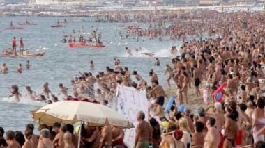 “No alle aste”, fa tappa anche a Pisa la carovana di protesta dei balneari