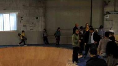Due immagini della inaugurazione dello skatepark