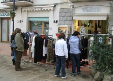 Il negozio di abbigliamento Tibitabo in via Marconi 
